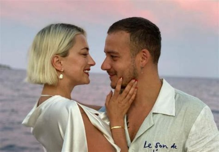 About Caroline Vreeland Net Worth, Bio & Wedding