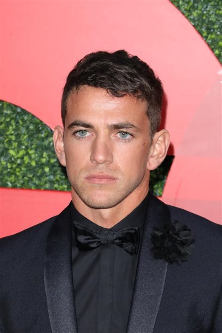 Alex Fine Bio (Wiki) 