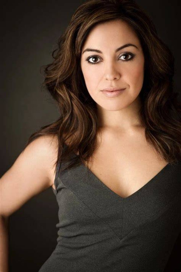 Alison Araya Bio (Wiki) 