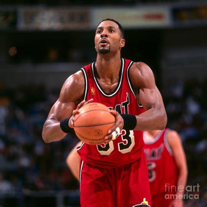 Alonzo Mourning photo 3