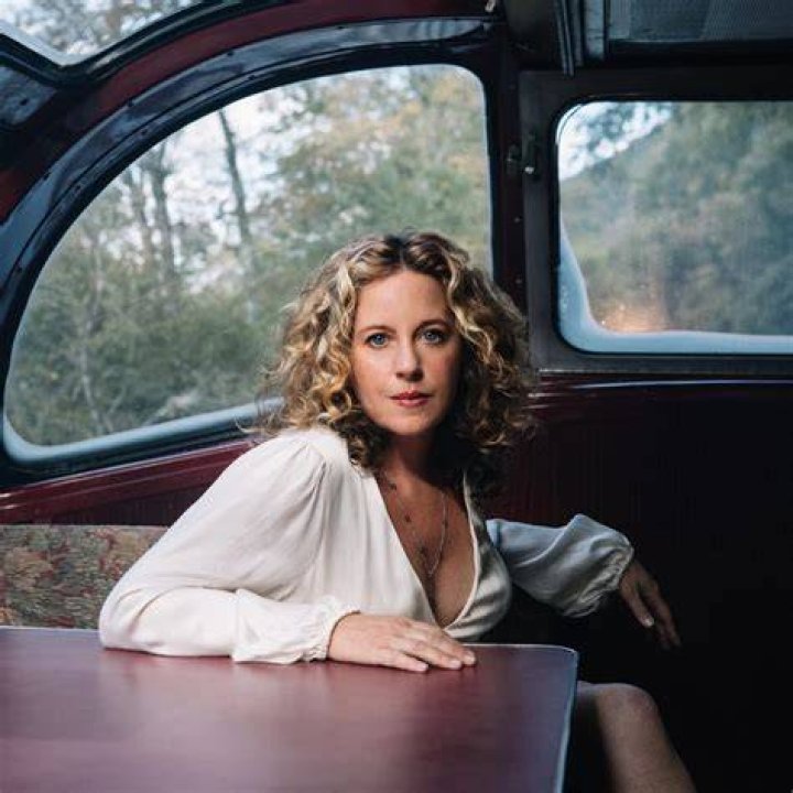 Amy Helm Bio (Wiki) 