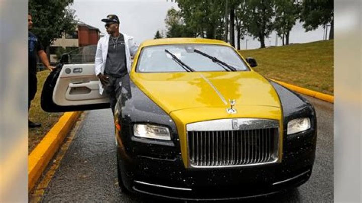 Antonio Brown with his Car