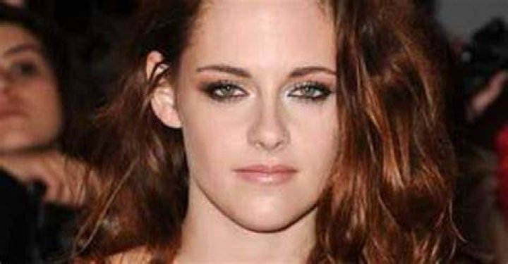 Aries Models | Famous Birthdays