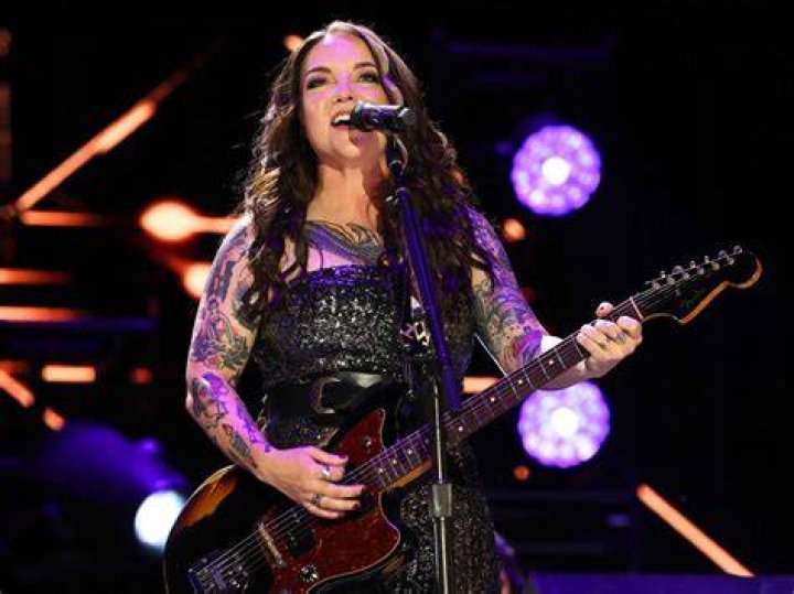 Ashley McBryde photo 3