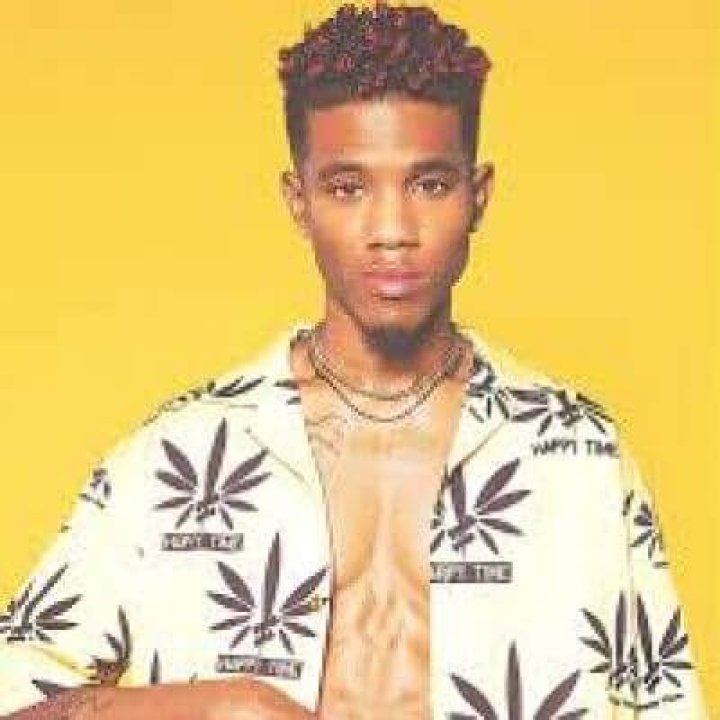 B. Smyth - Age, Family, Bio