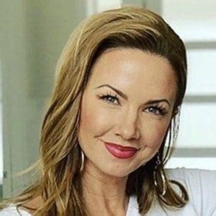 Betsy Mikesell Bio (Wiki) 