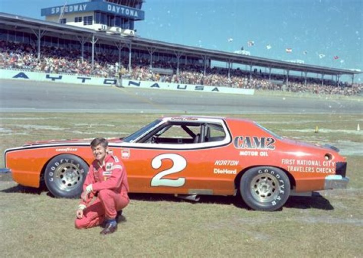 Bobby Allison photo 2