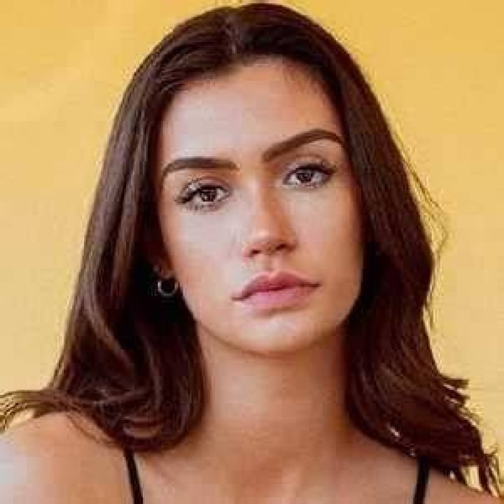 Brooke Sabey Bio (Wiki) 