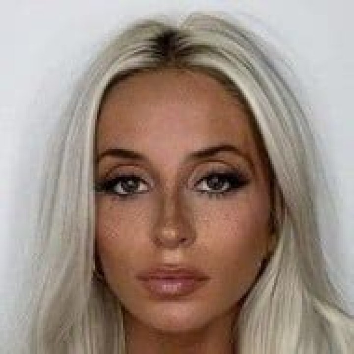 Brynn Baker - Age, Family, Bio