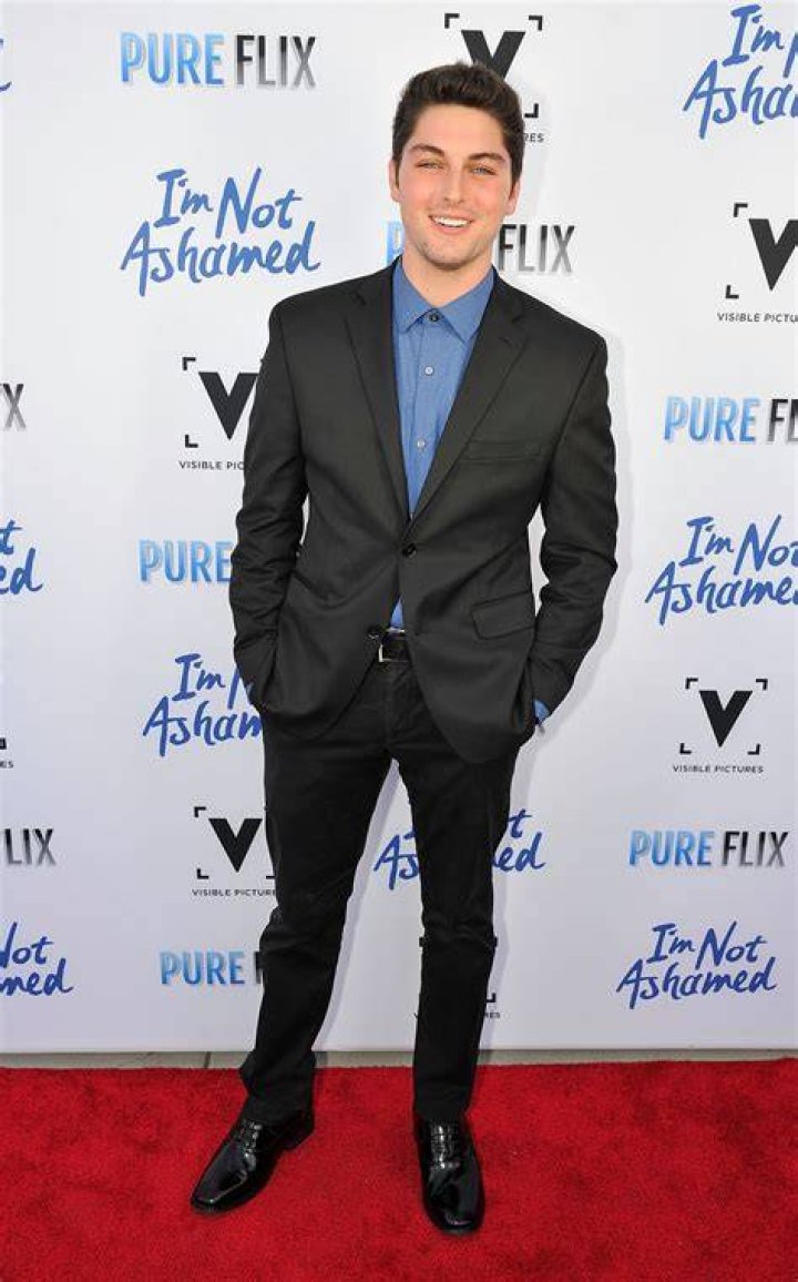 Cameron McKendry photo 2