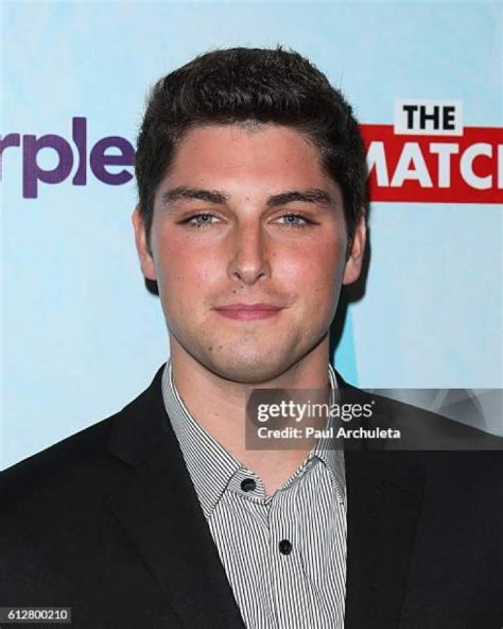 Cameron McKendry photo 3