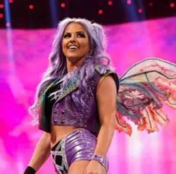 Candice LeRae Bio (Wiki) 