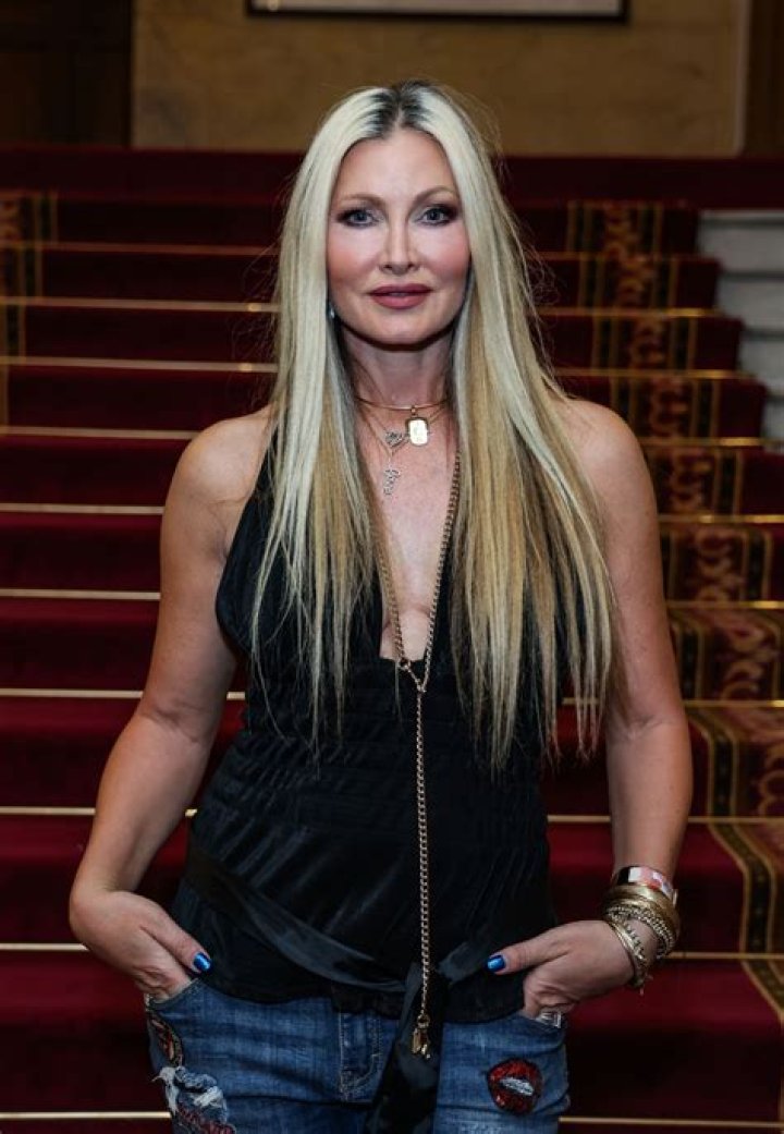Caprice Bourret photo