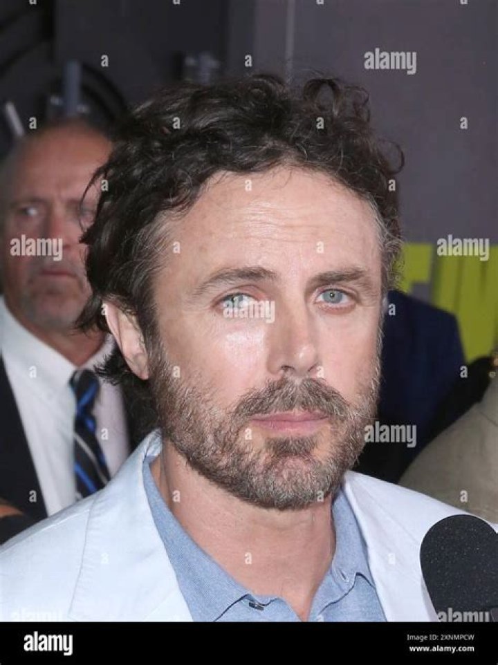 Casey Affleck photo 2