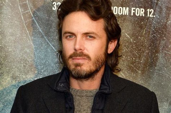 Casey Affleck photo 3