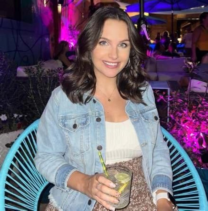 Youtuber Clancy Burke Faces Backlash After She Refuses To Have Bridesmaids at Her Wedding! Clancy Burke