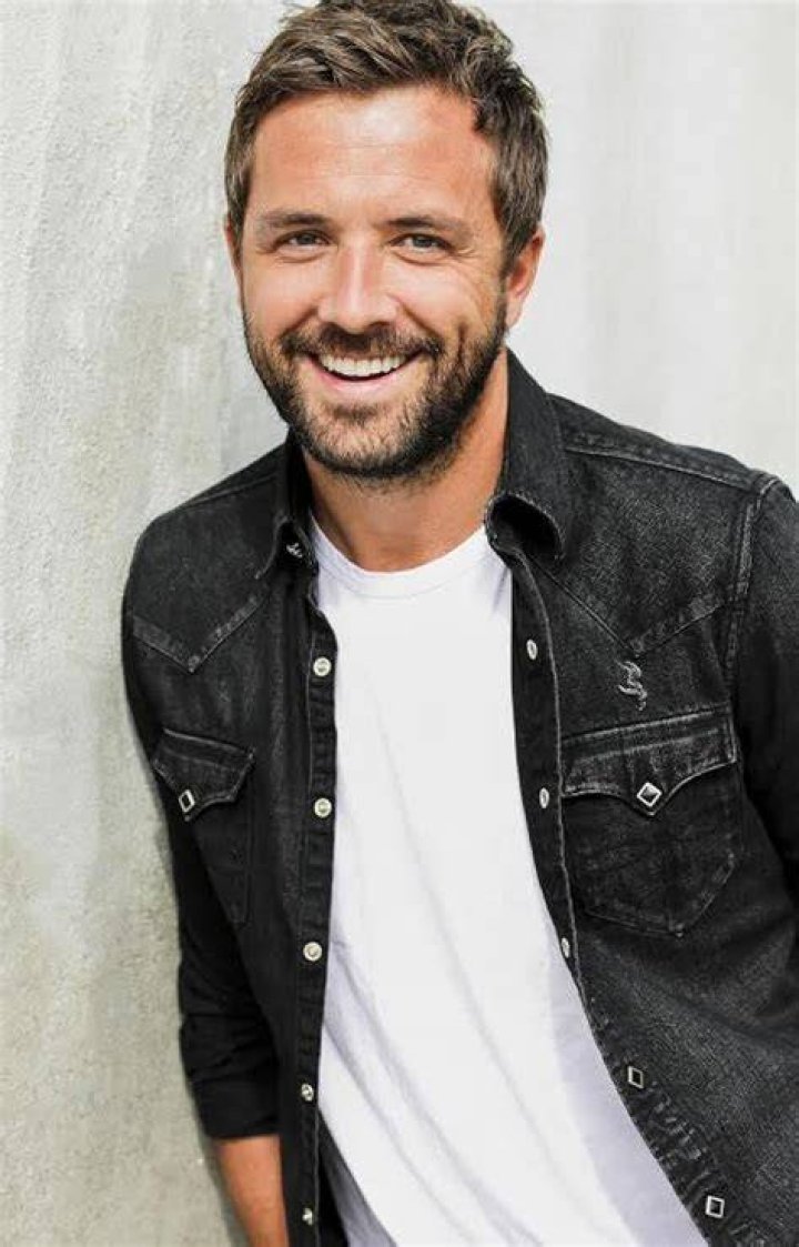Darren Mcmullen Bio (Wiki) 