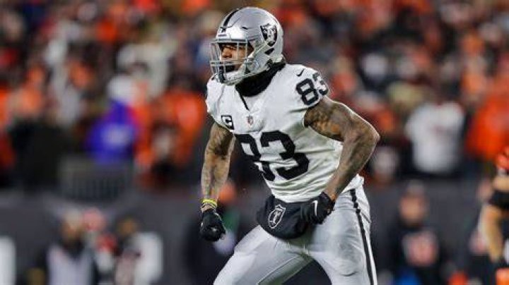 Darren Waller photo 2
