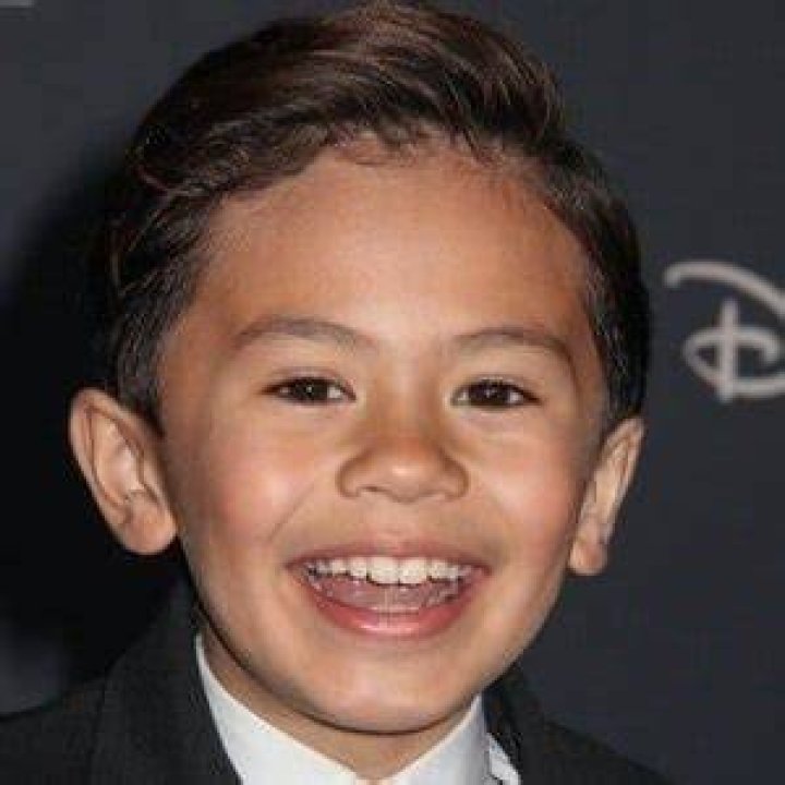 Deric McCabe - Age, Family, Bio