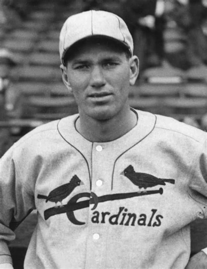 Dizzy Dean photo