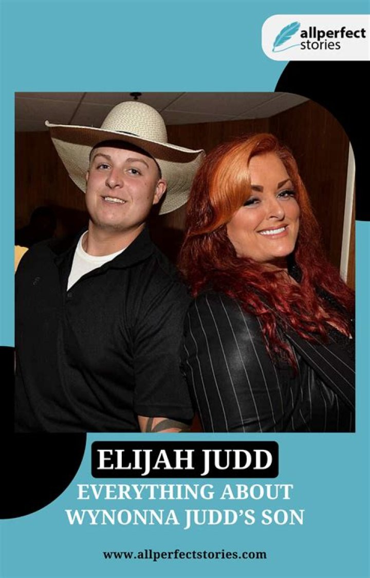 Elijah Judd shared a duo picture with his wife.