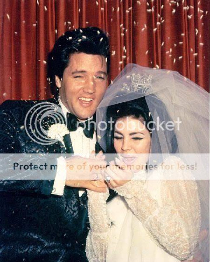 Elvis has a possible half-sister