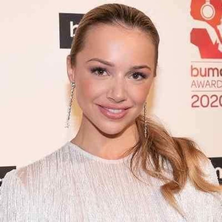 Emma Heesters Bio (Wiki) 