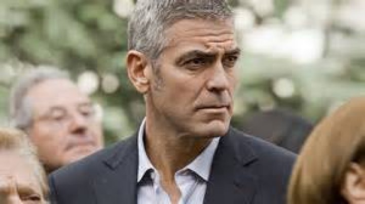 Fans send George Clooney several replacement pigs