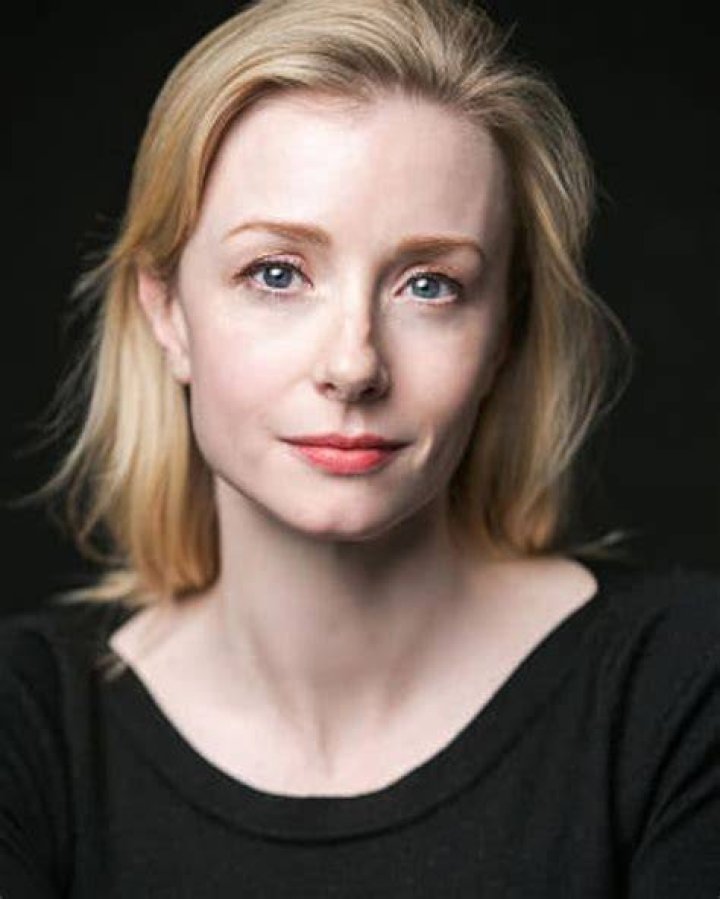 Fiona Glascott Bio (Wiki) 
