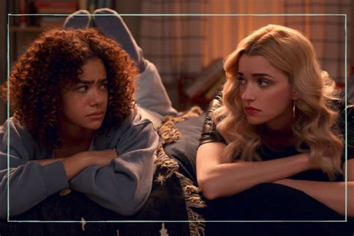 Ginny and Georgia - Ginny & Georgia - Netflix shows Ginny and Georgia - Ginny & Georgia - Netflix shows