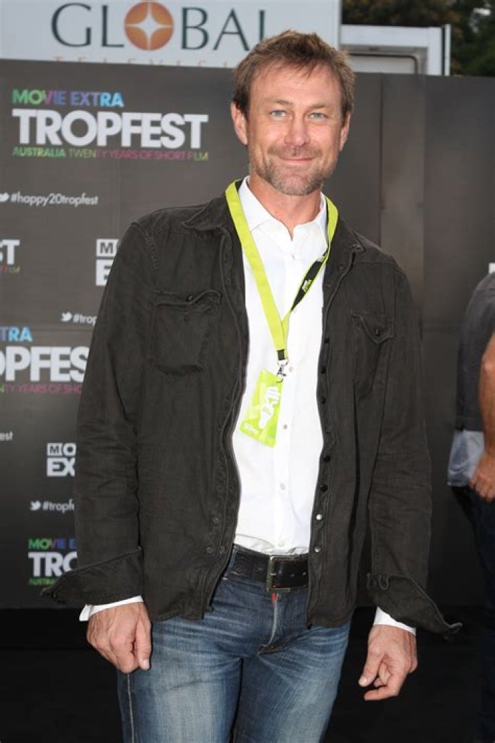 Grant Bowler Bio (Wiki) 
