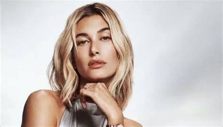 Hailey Baldwin Bio (Wiki) 