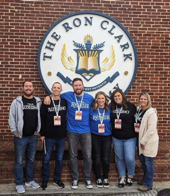 How much do teachers at Ron Clark make?