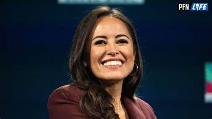 How Much Salary Does Kaylee Hartung Get From Amazon?