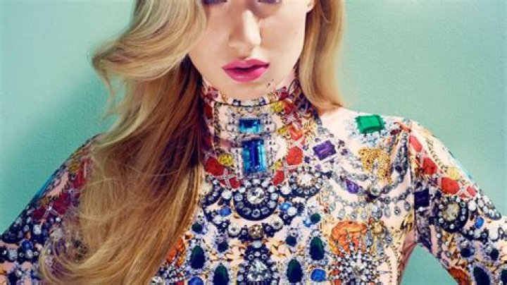 Iggy Azalea-billboard