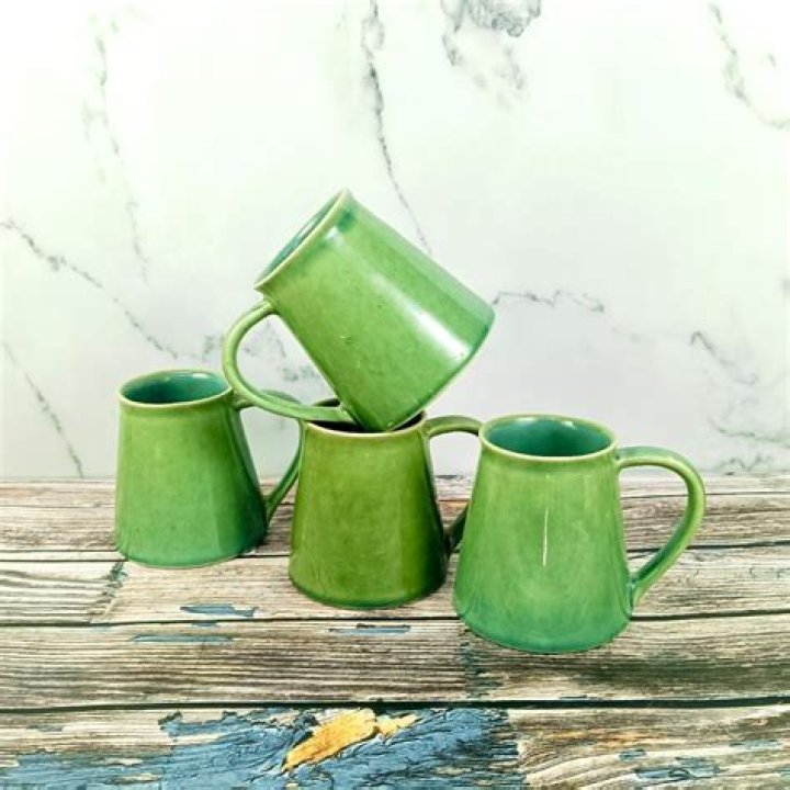 Is there lead in ceramic mugs?