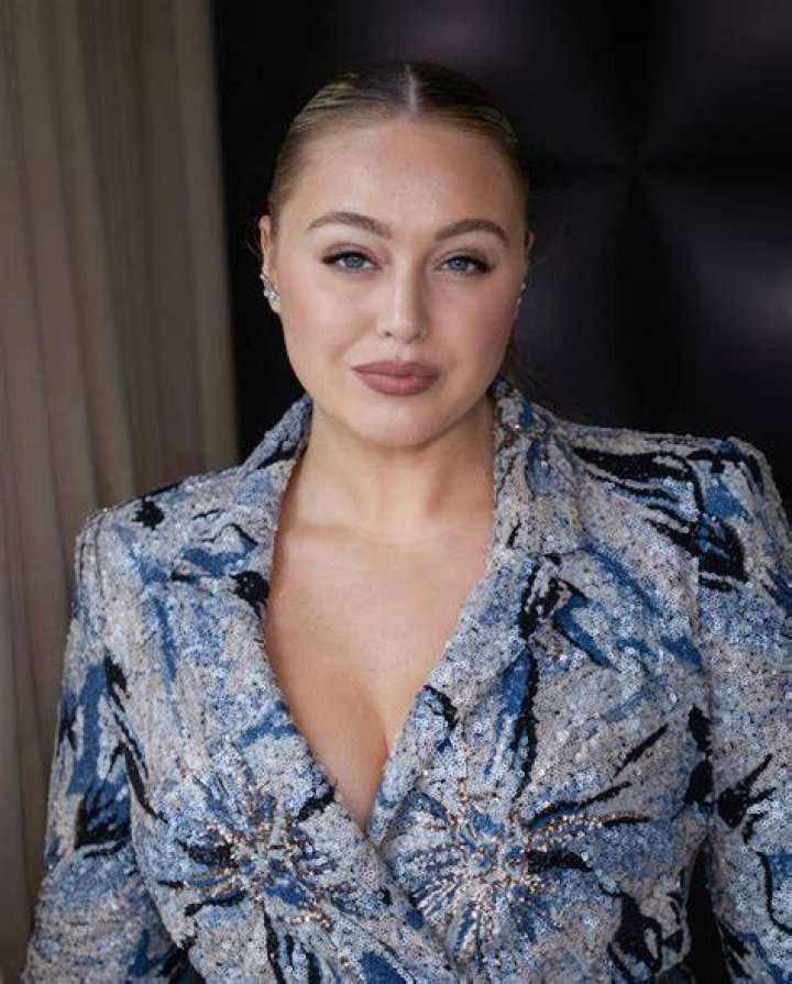 Iskra Lawrence photo 3