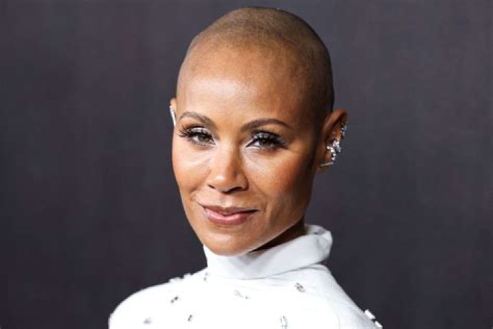 Jada Smith's Net Worth (Updated 2022) 2 Jada Smith Net Worth and Salary