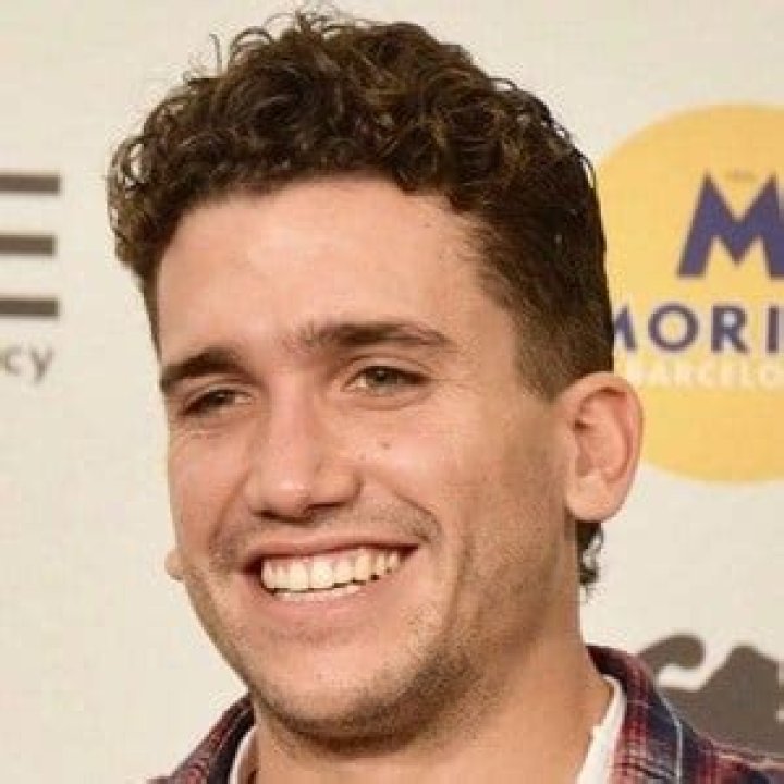 Jaime Lorente - Age, Family, Bio