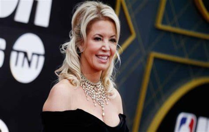 Jeanie Buss Bio (Wiki) 