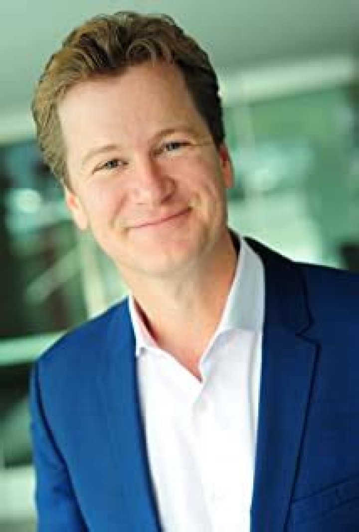 Jonathan Mangum Bio (Wiki) 