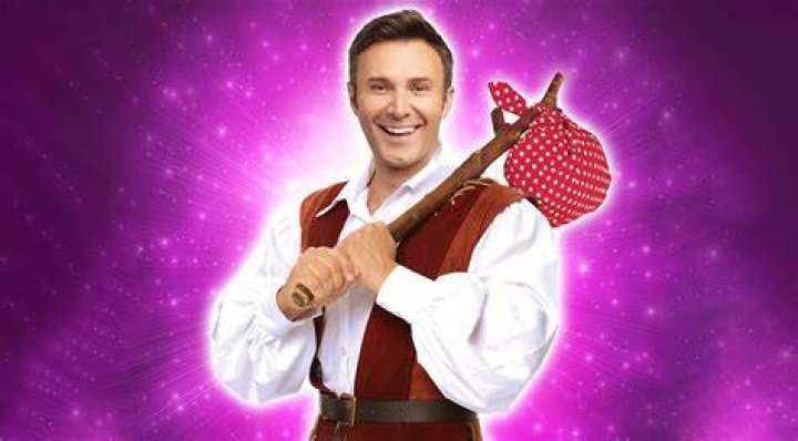 Jonathan Wilkes photo 2