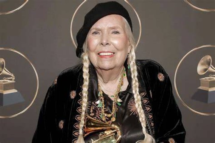 Joni Mitchell - Age, Family, Bio