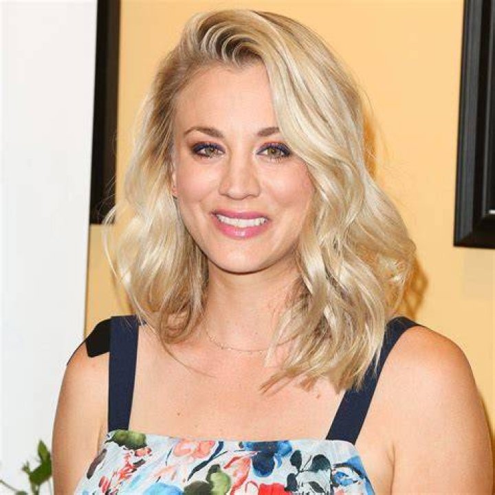 Kaley Cuoco and Tom Pelphrey Walked in Style Marking Their Red Carpet Debut as Couple at the Emmys! Kaley Cuoco