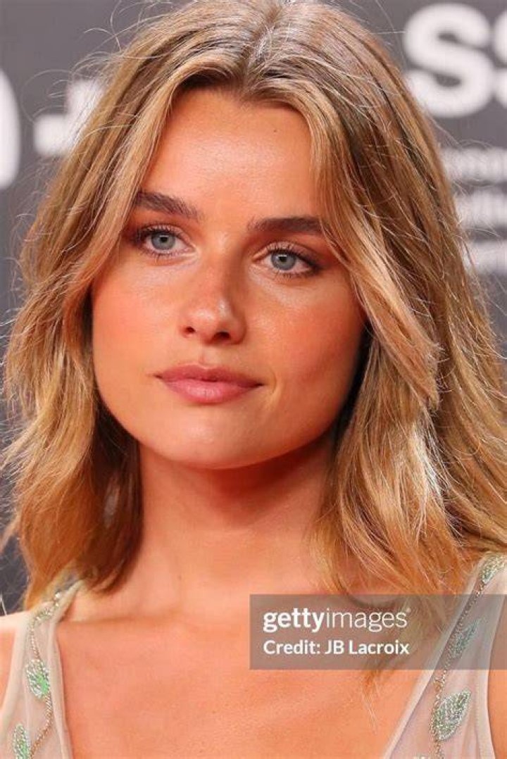 Kelly Bailey Bio (Wiki) 