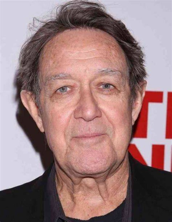Larry Pine - Age, Family, Bio