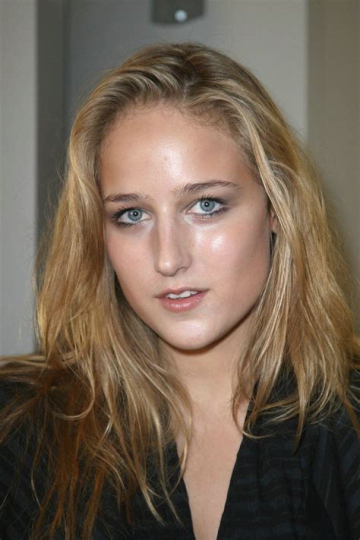 Leelee Sobieski photo 3
