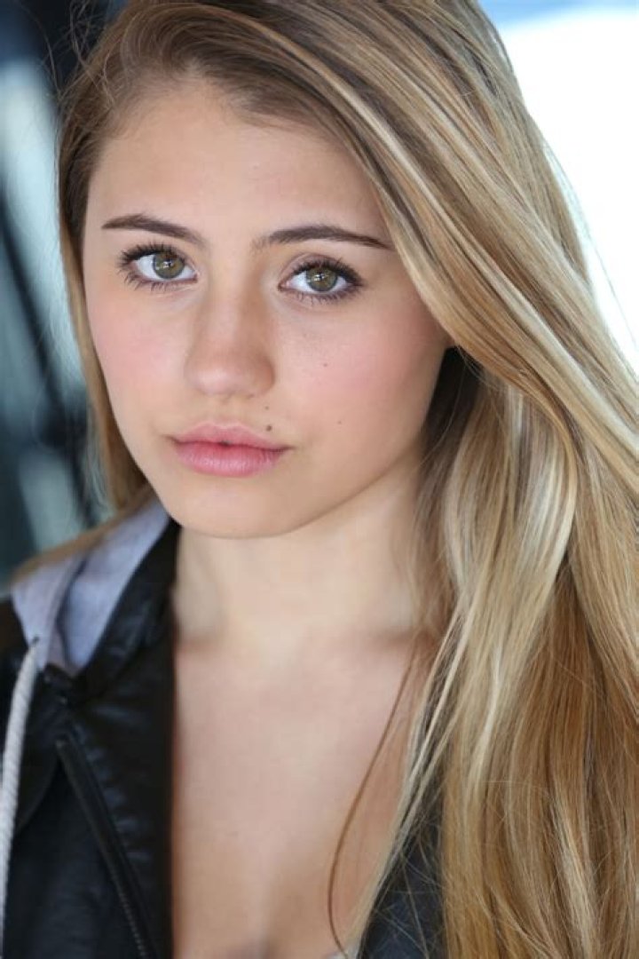 Lia Marie Johnson Bio (Wiki) 
