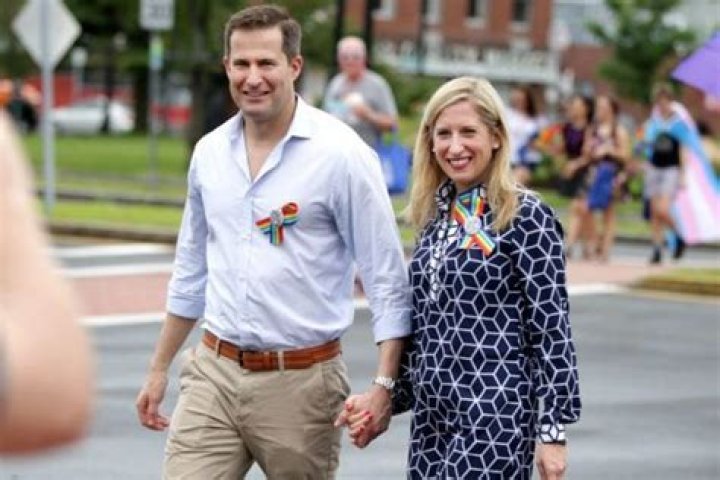Liz Boardman and Seth Boardman's attends the annual Patriots Super Bowl on 3rd Feburay 2019