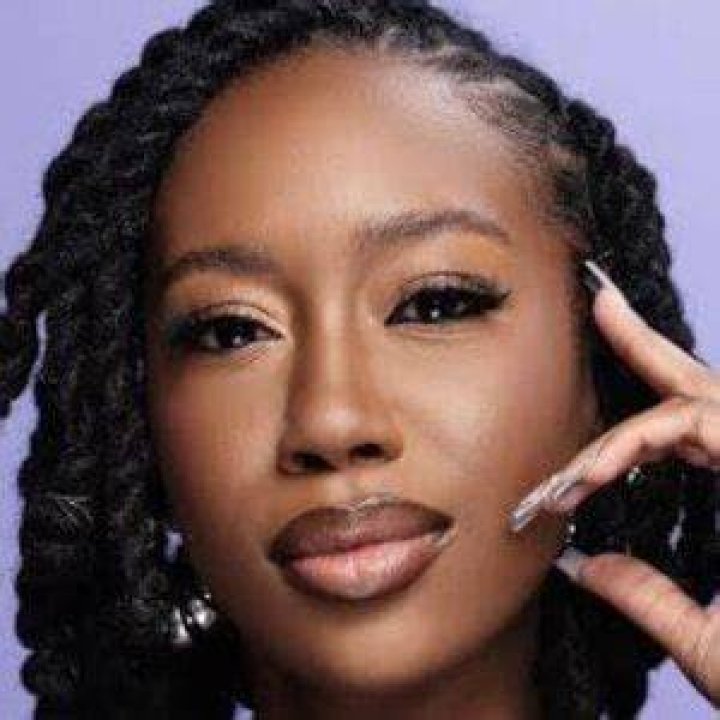 Lynae Vanee - Age, Family, Bio